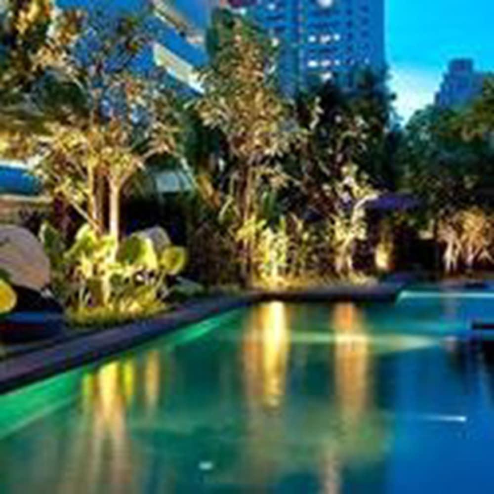 Aspira 12Th Avenue Asoke Sukhumvit Hotel Bangkok Eksteriør billede